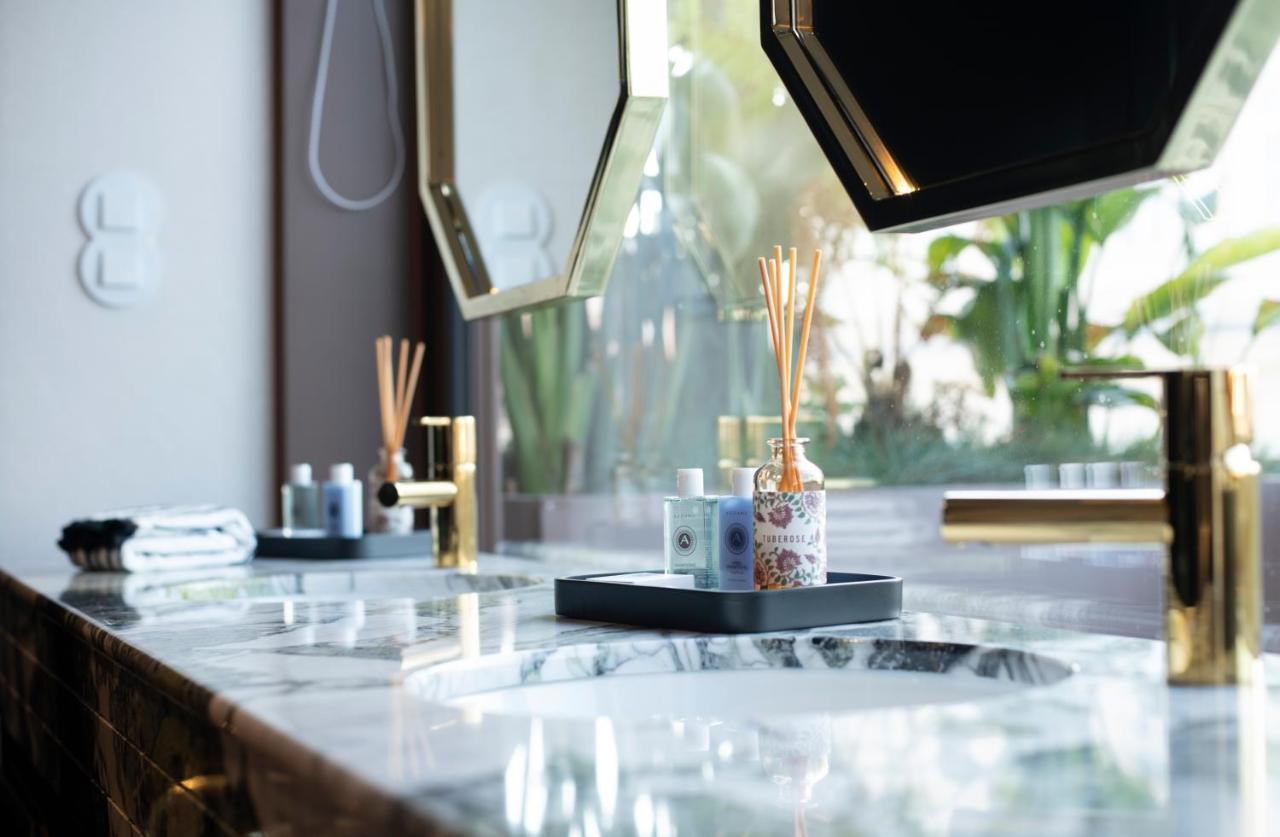 1877 Estrela Palace Aveiro Exterior foto A reed diffuser